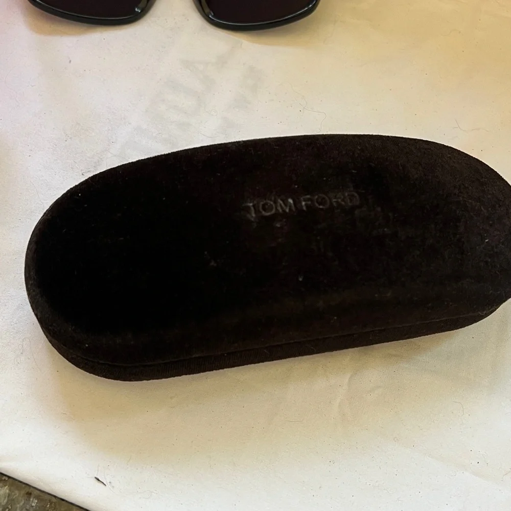 Tom Ford Mason FT0445 Black Sunglasses with Case 56-17 140 3